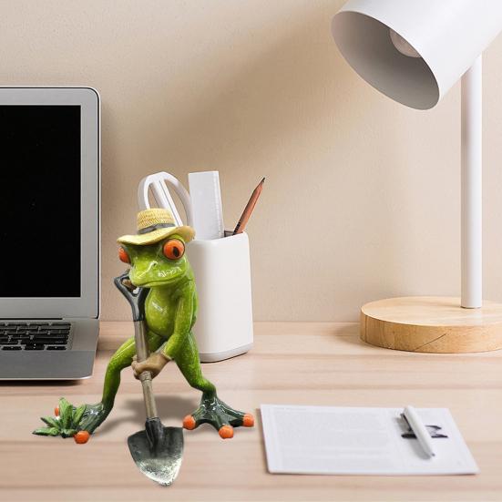 Садовая лягушка, держащая лопату, зеленая лягушка, смоляная статуэтка, фермерское животное, скульптура, украшение для домашнего офиса, рабочего стола, украшение для сада в помещении и на открытом воздухе