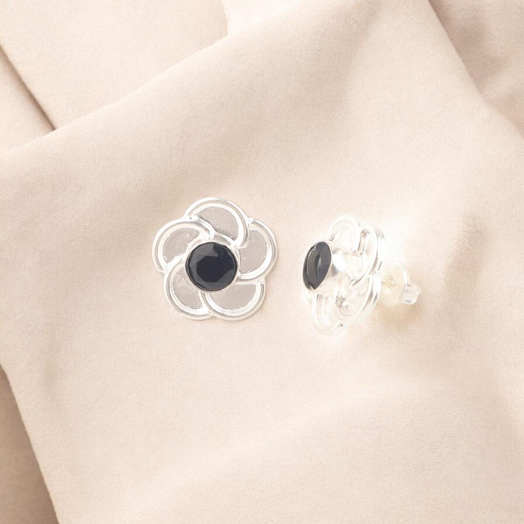 Natural Black Onyx 925 Solid Silver Jewelry Handmade Stud Earrings 0.5" For Her EE-157-18