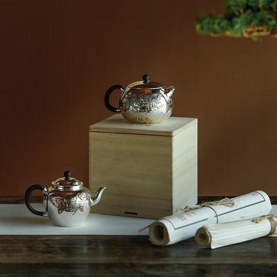 Ручной серебряный чайник Duoqiu Wanqiantang с рельефной резьбой