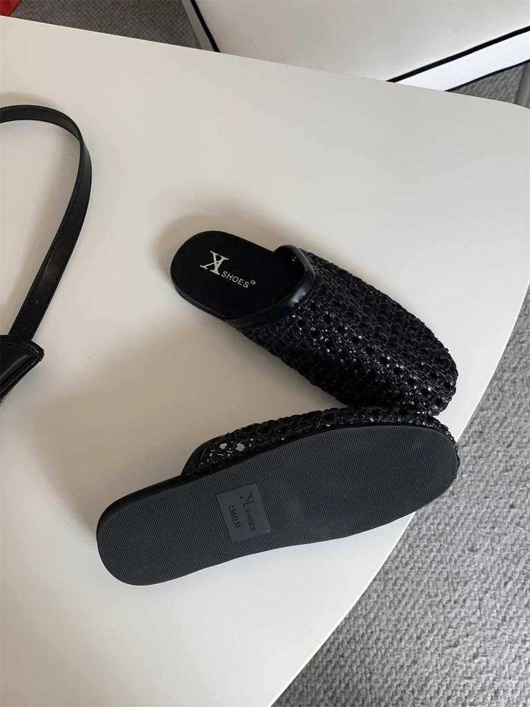 2025 Summer French Slippers Women's Versatile Outer Wear Retro Woven Bag Head Semi-breathable Non-slip Flat Bottom Muller Cool Slippers