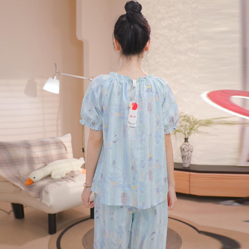 Fenteng [Lightweight and Breathable] Rural Style Playful Girl Romantic Ruffle Home Clothes Pajama Eight Leg Pants Set for Women