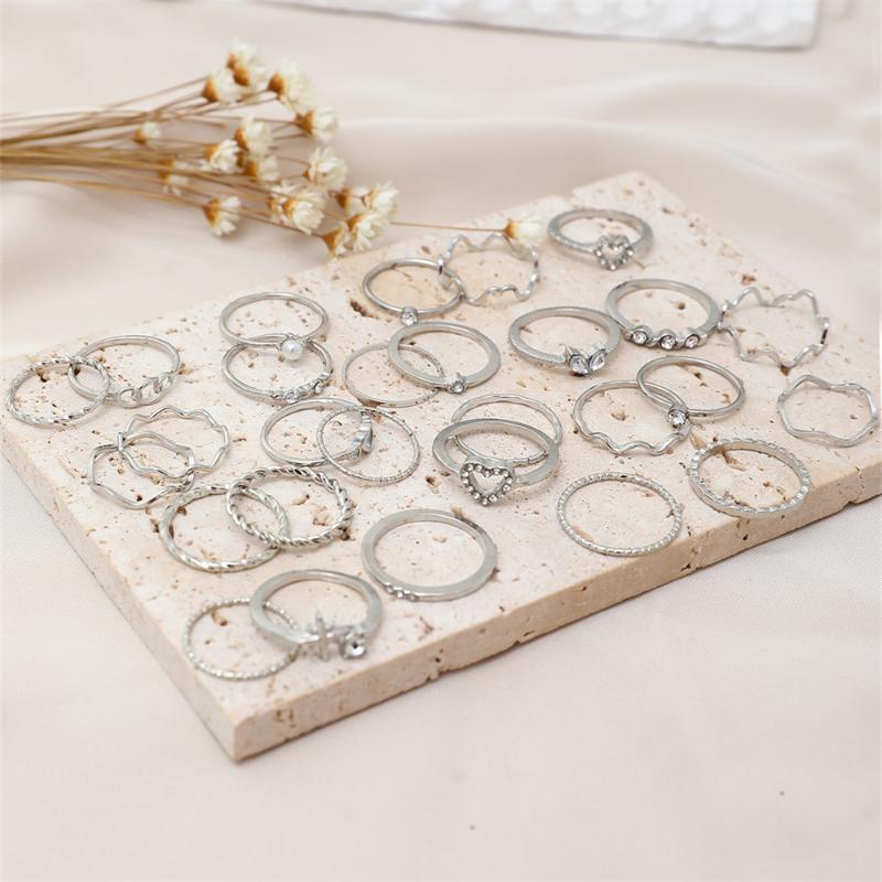 28 PCS Alloy Stackable Ring Set Shiny Rhinestone Heart Star Design Trendy Jewelry for Women Daily Wear Party Gift