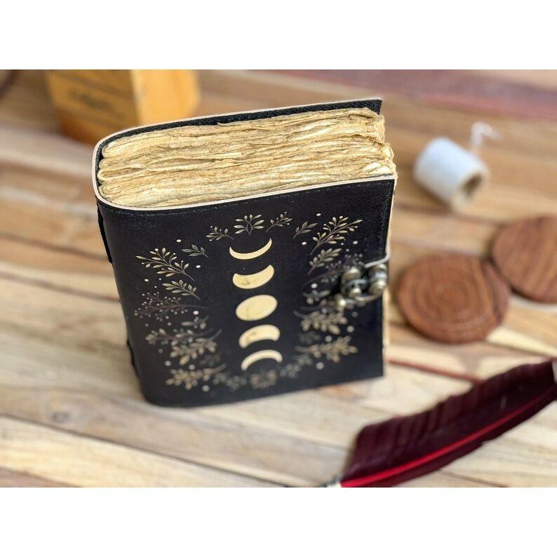 Sun Moon Leather Journal For Men Women 200 Page of Antique Hademade Decle Edge Pepar Leather Traveling Sketchbook For Men Women