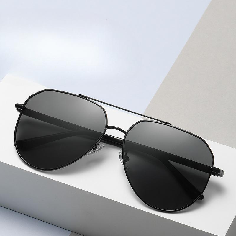 New Driving Sunglasses Men's UV-proof Women's Advanced Sunglasses Sunscreen UV-proof Polarized Glasses