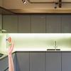 Светодиодный светильник под шкафом. Светодиодный светильник с датчиком движения. USB-порт. Освещение. Кухня. Лестница. Гардероб.