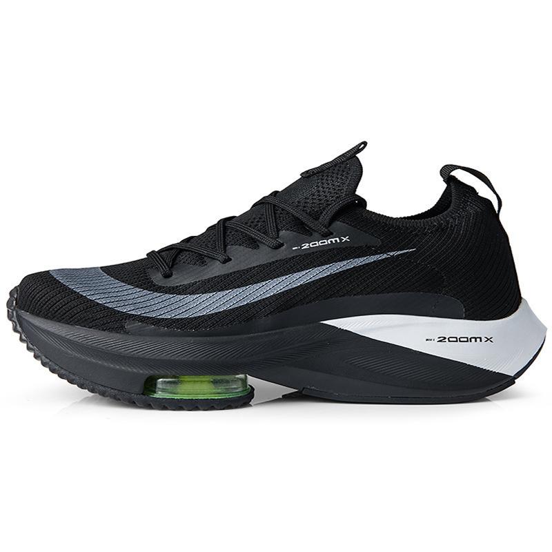 Shoes Men's 2026 Summer New Flying Weaving Men Couple Running Sports Mens