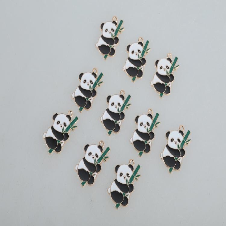 Set Of 10 Panda Charm Fashionable Accessories Cartoon Animal Pendant for Handmade Necklaces Bracelets Jewelry Supplies
