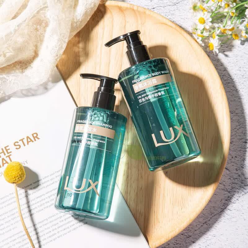 LUX Lily & Bergamot Fragrance Shampoo & Shower Gel Gift Set
