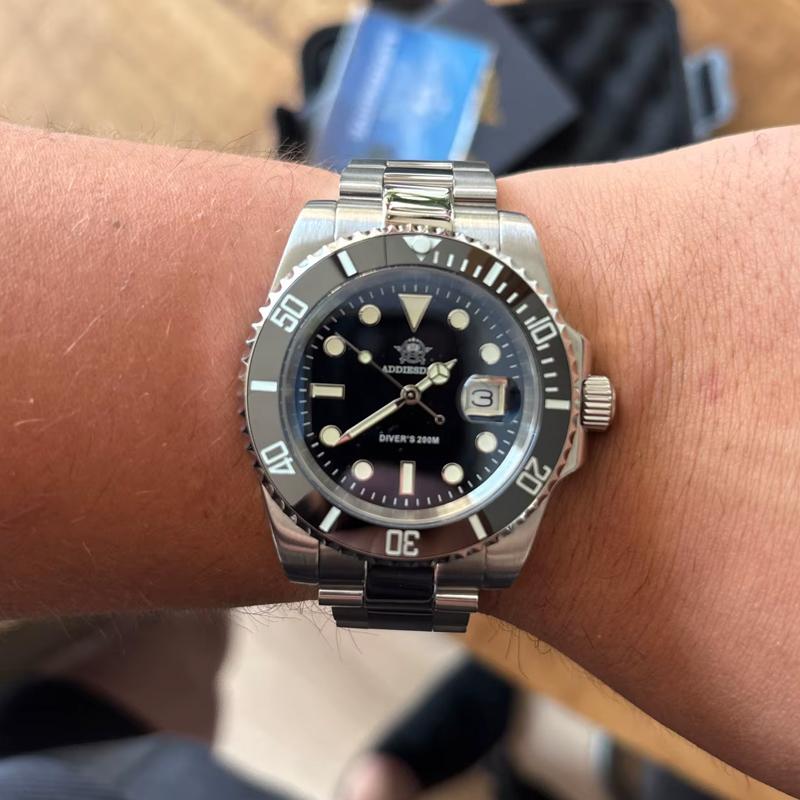 ADDIESDIVE Diver Quartz Watches For Men Fashion Stainless Steel Calendar Wrist watch 200M Waterproof Super Luminous reloj hombre