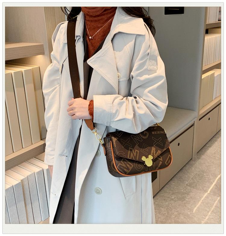 Модная маленькая квадратная сумка, сумка для писем от знаменитостей из Интернета.