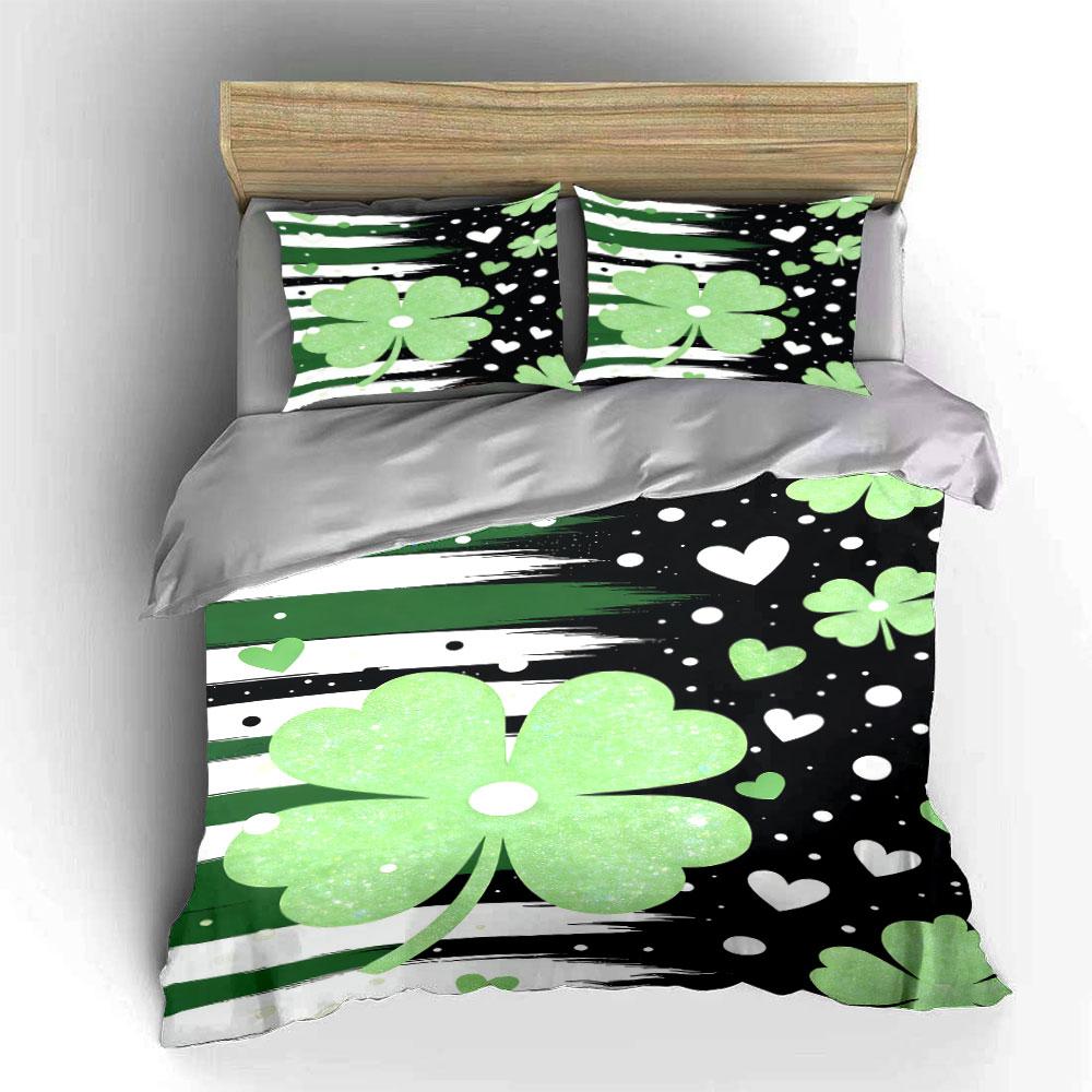 Green clovers and hearts. Bedding sets Duvet cover sets Duvet covers Pillowcases(1 * Duvet Cover 2 * Pillowcases without duvet insert)