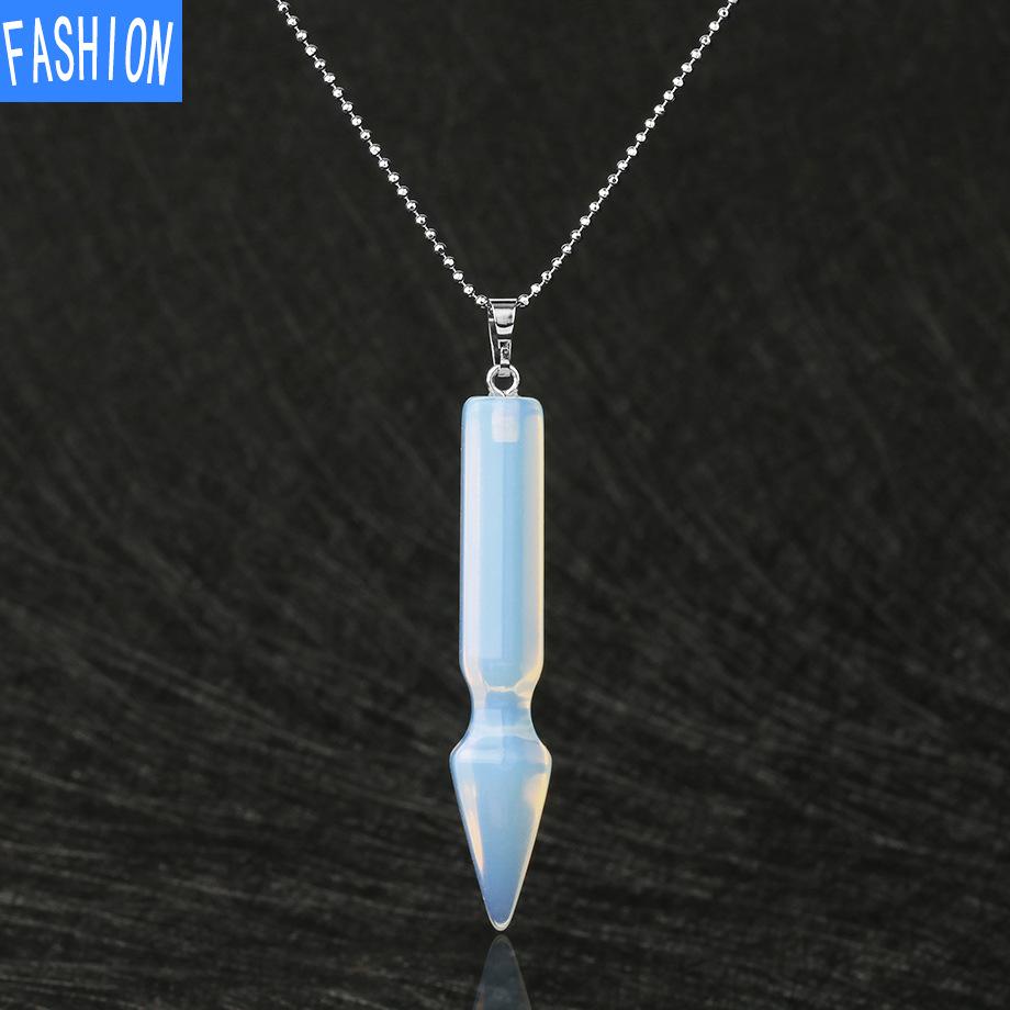 Ожерелье с подвеской из натурального полудрагоценного камня и кристаллами