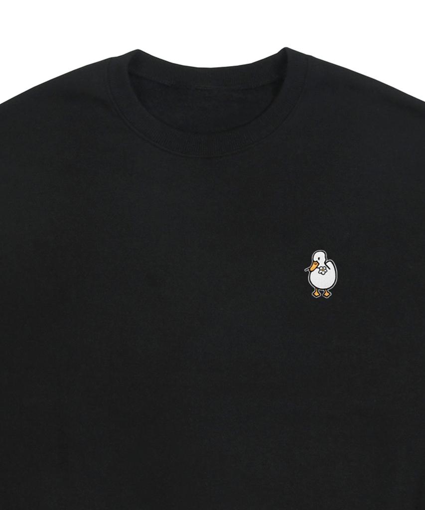 GRAVER [Unisex] Duck Flower Embroidered Smile Sweatshirt_Black
