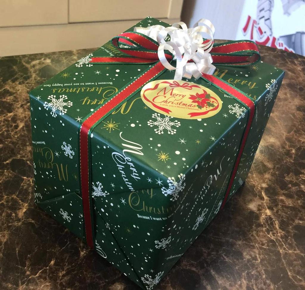 Casio Парные часы в аутентичном наборе из 2 корпусов G-SHOCK, G-Shock и Baby-G, (GA-110-1BJF & BA-110RG-7AJF)