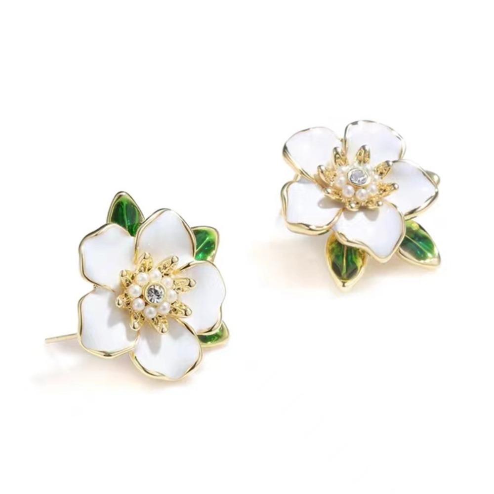 Серьги-гвоздики JMXD Gardenia Camellia Flower для женщин Элегантные цветочные пусеты Белые ботанические украшения Минималистичный шик Подарок