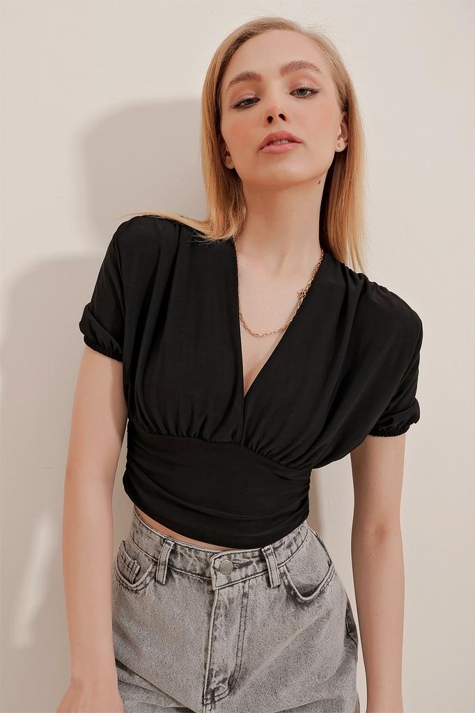 Women's Blouse New Season Fashion Black V-Neck Watermelon Sleeve Crop Knitted Blouse