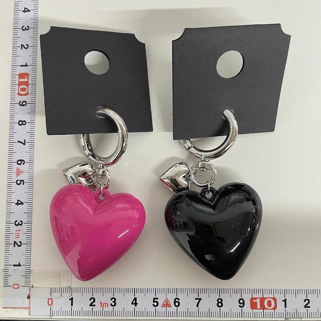 Stylish Keychain with Large Heart Pendant Dainty Heart Keyring Stylish Key Chain Delicate Decoration for Keys and Bags