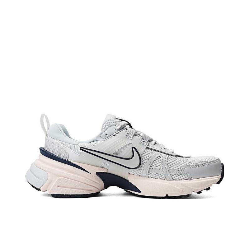Nike Женские повседневные кроссовки V2K RUN
