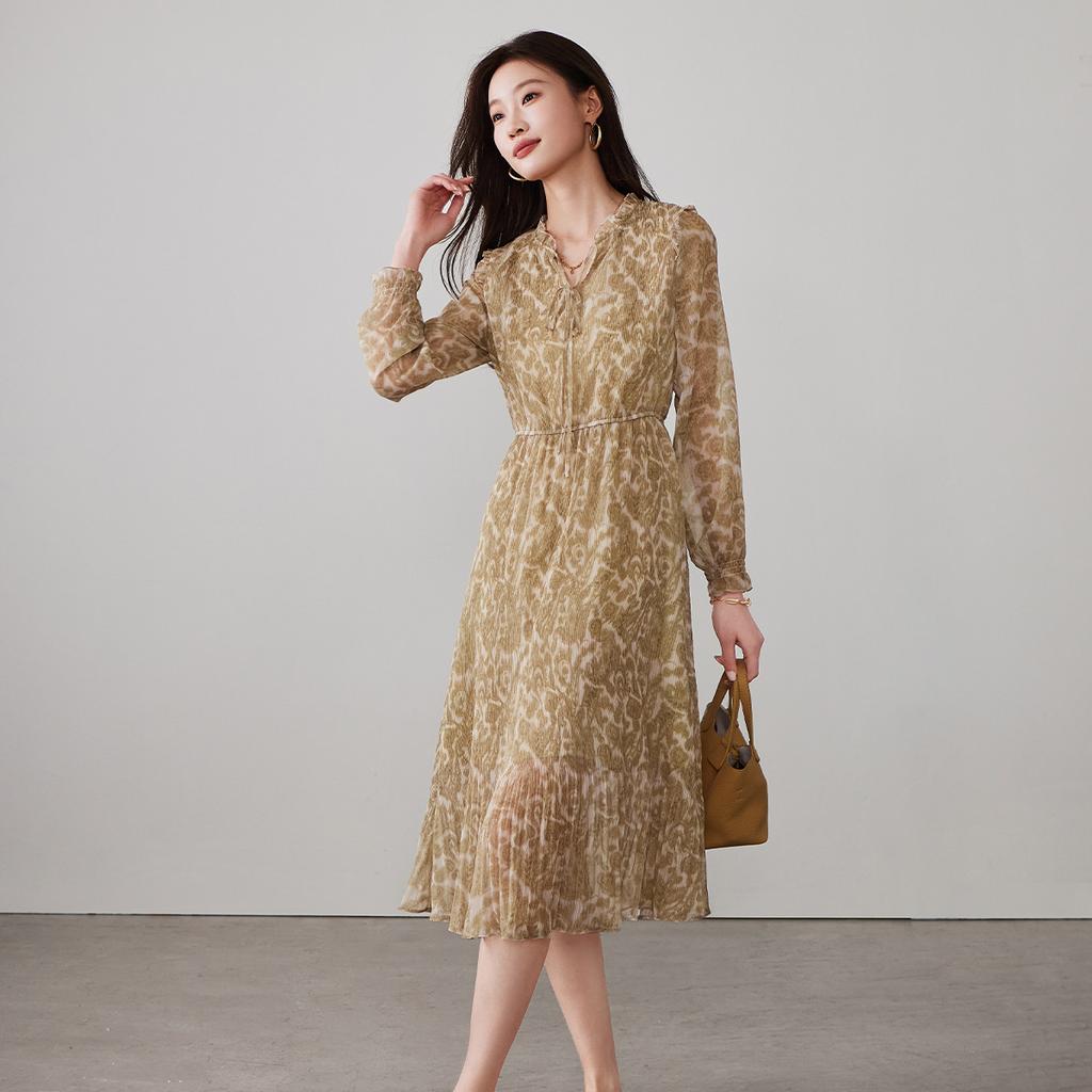 Black fungus edge leading long sleeved floral dress 2026 spring fashion versatile waist cinching slimming mid length skirt