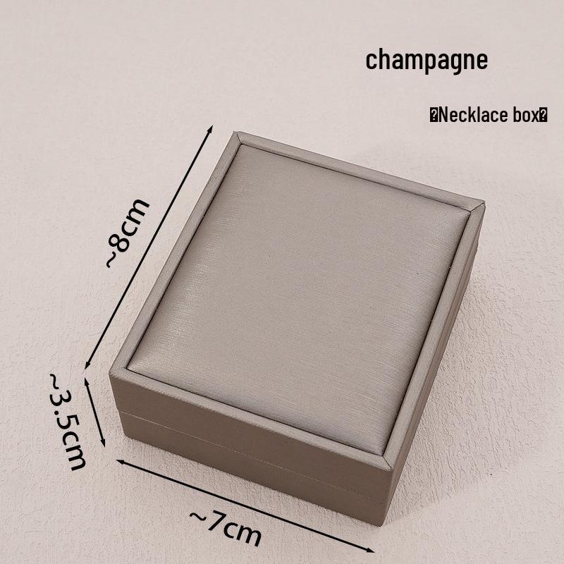 Ожерелье из титановой стали «Тюльпан» — модная, не выцветающая, гипоаллергенная цепочка на ключицу для женщин