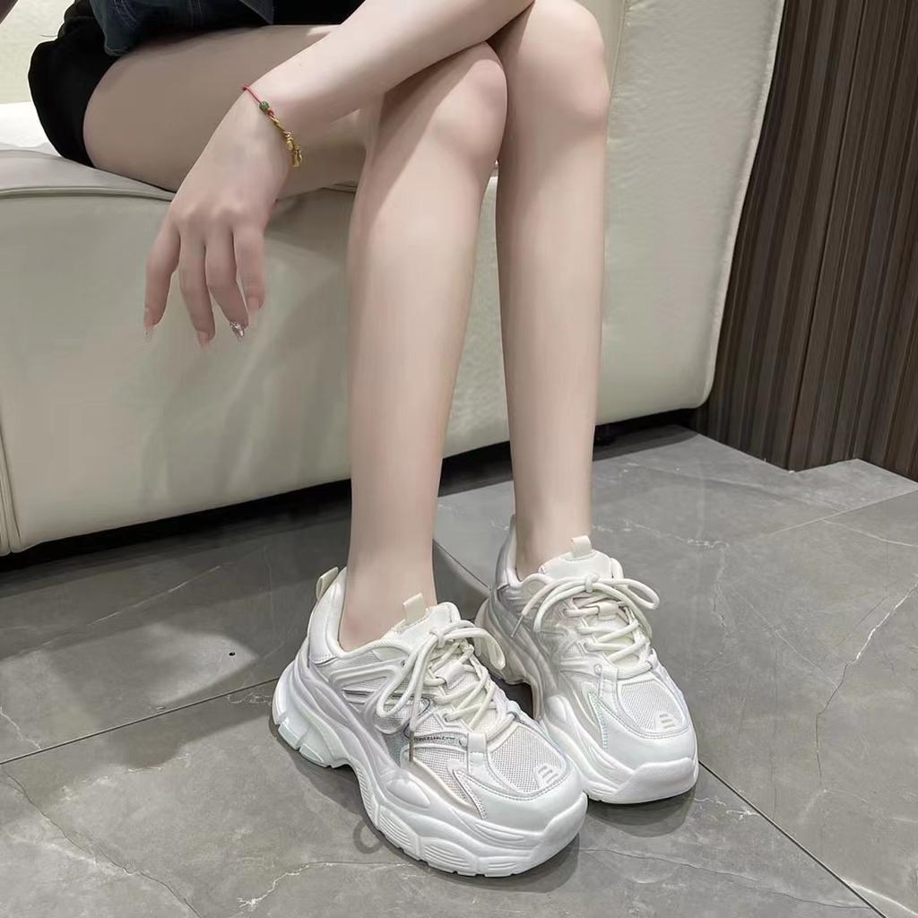Fashion and Casual Dad Shoes for Women 2024 New Autumn Simple and Versatile Style Sports Shoes Thick Sole Elevated Single Shoes