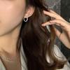 1 Pair Women Huggie Earrings Shimmering Surface Geometric Lightweight Small Earrings for