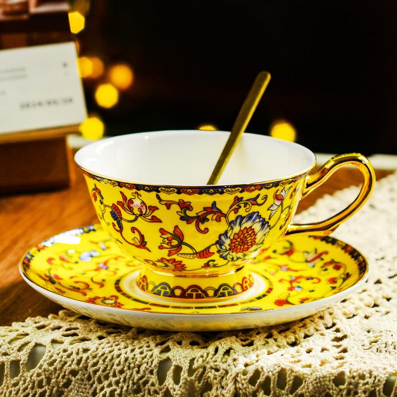 Подарочный набор из эмалевой керамики и костяного фарфора для кофе