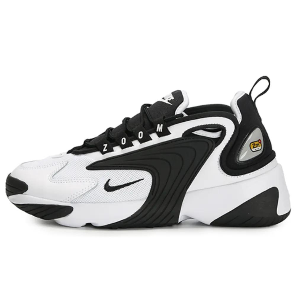 Nike Женские Zoom 2K 'Белый Черный' (женские размеры) Белые / Черные Беговые Кроссовки AO0354 100