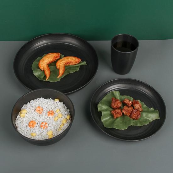 32-Piece Plastic Tableware Set Food-grade Reusable Dinner Plates Bowls Cups Service for 8 Dishwasher Safe Non-breakable Dishware for Picnics