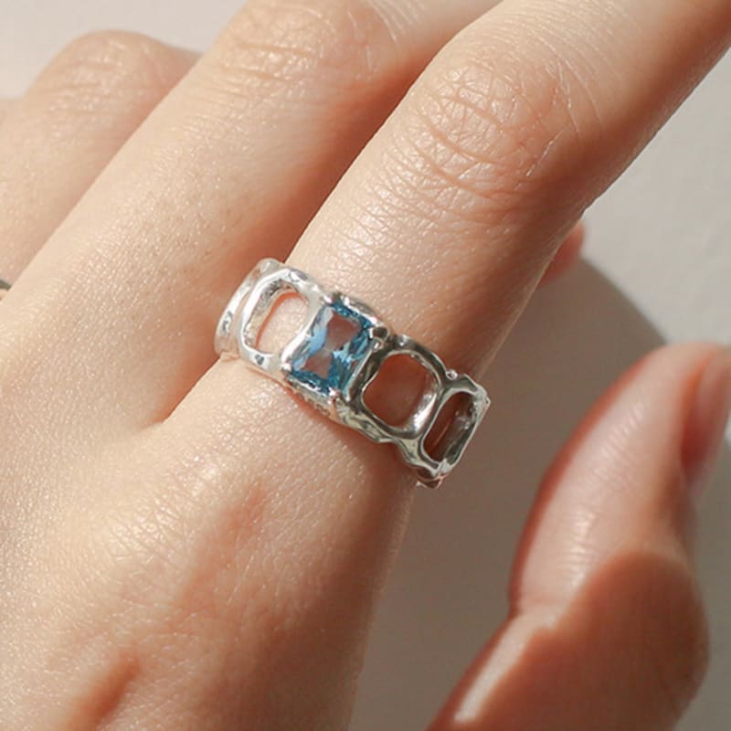 POPPI Gentle link ring (Topaz)