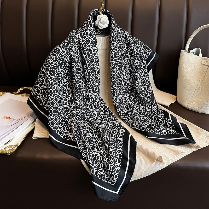 90 * 90cm New Twill Silk Simple Sun Protection Warm Large Square Scarf Shawl Headscarf For Women