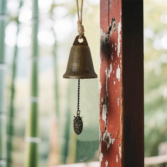 Vintage Hanging Bell Rustic Metal Wind Chime Retro Hanging Wind Bell with Owl