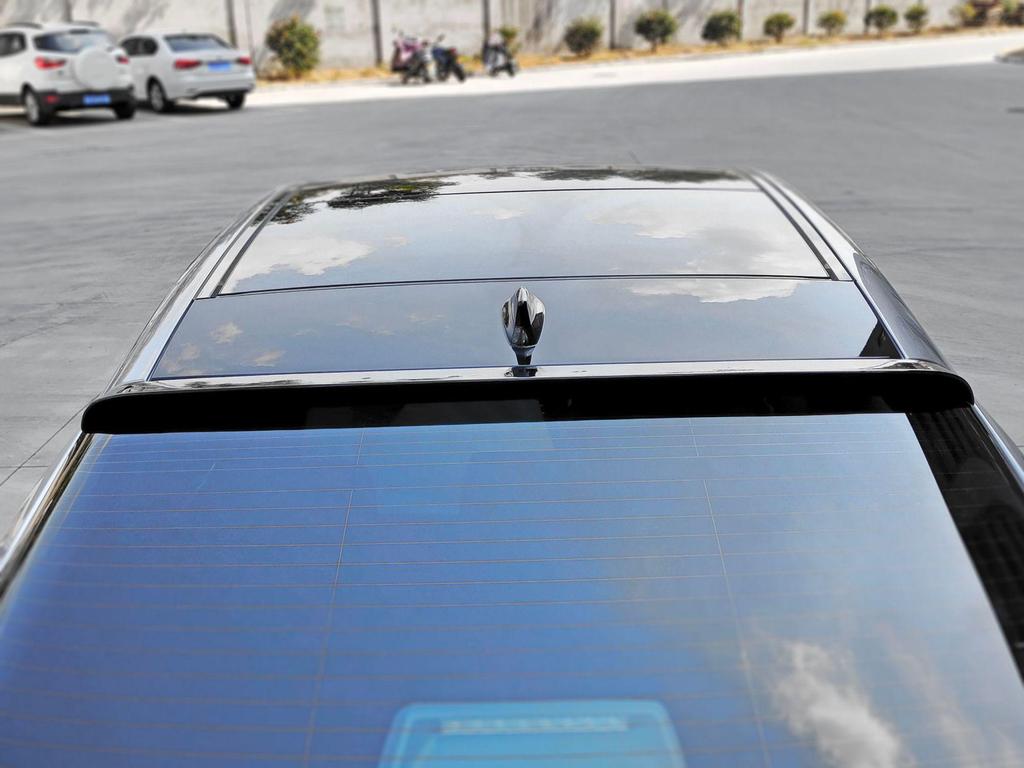 Подходит для Toyota Camry 8-го поколения 2018-2023 гг.: задний спойлер, передний сплиттер, боковые юбки с жалюзи, задний спойлер.