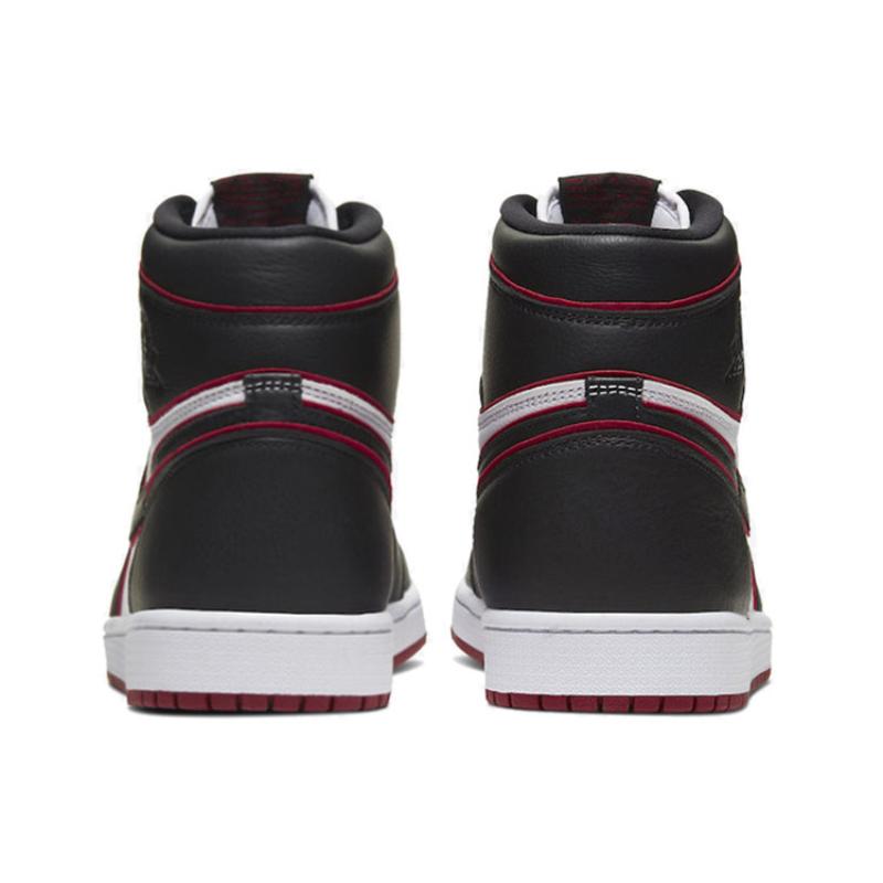 Air Jordan 1 Retro High Og 'Bloodline' Jordan 555088-062