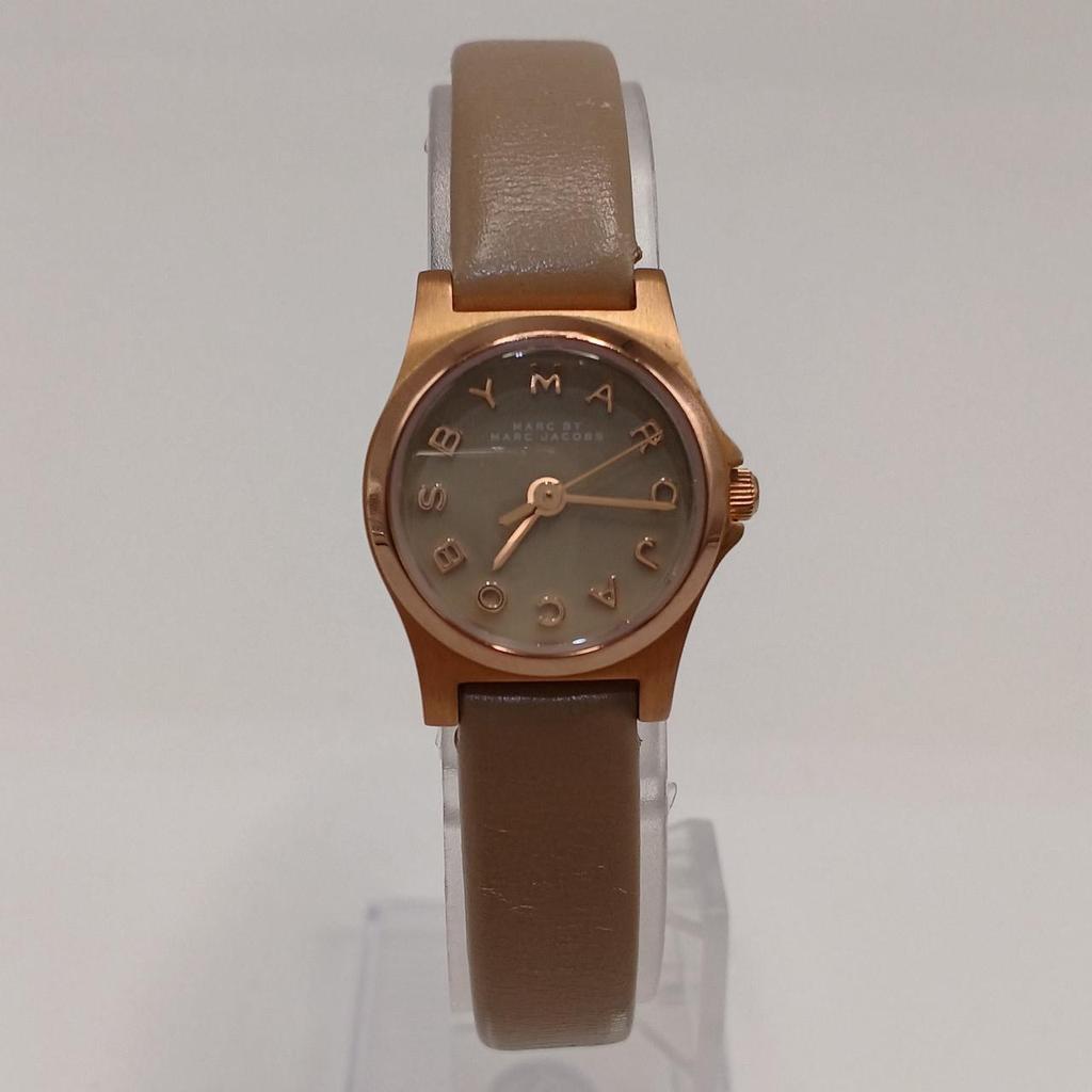 Б/у кварцевые аналоговые часы MARC BY MARC JACOBS MBM1239