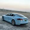 DQMN8 1/32 Tesla Model S 100D SUV Toy Car Model Diecast Alloy Metal Miniature Sound & Light Pull Back 1:32 Collection Gift For Boy Kid