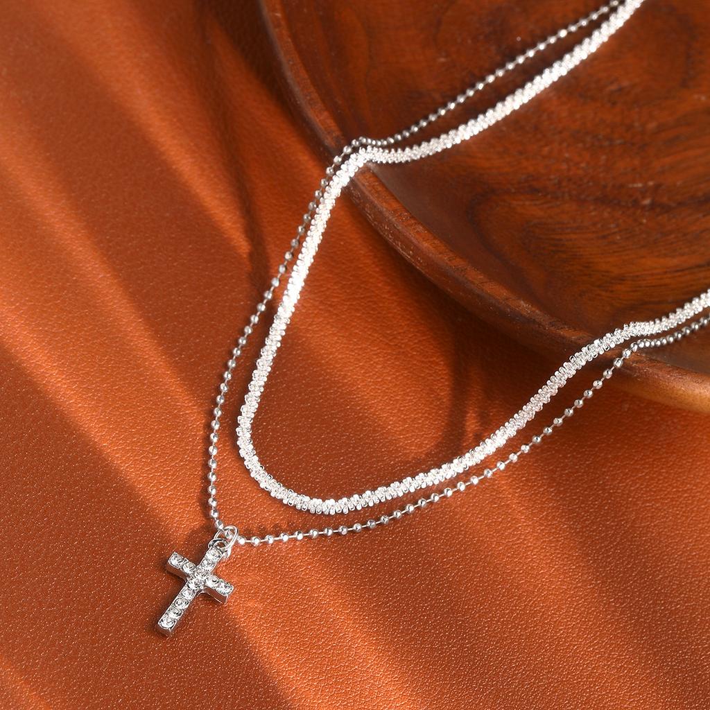 1 шт. Продается модный и минималистичный сверкающий кулон в виде креста с заклепками и двухслойным ожерельем из сплава