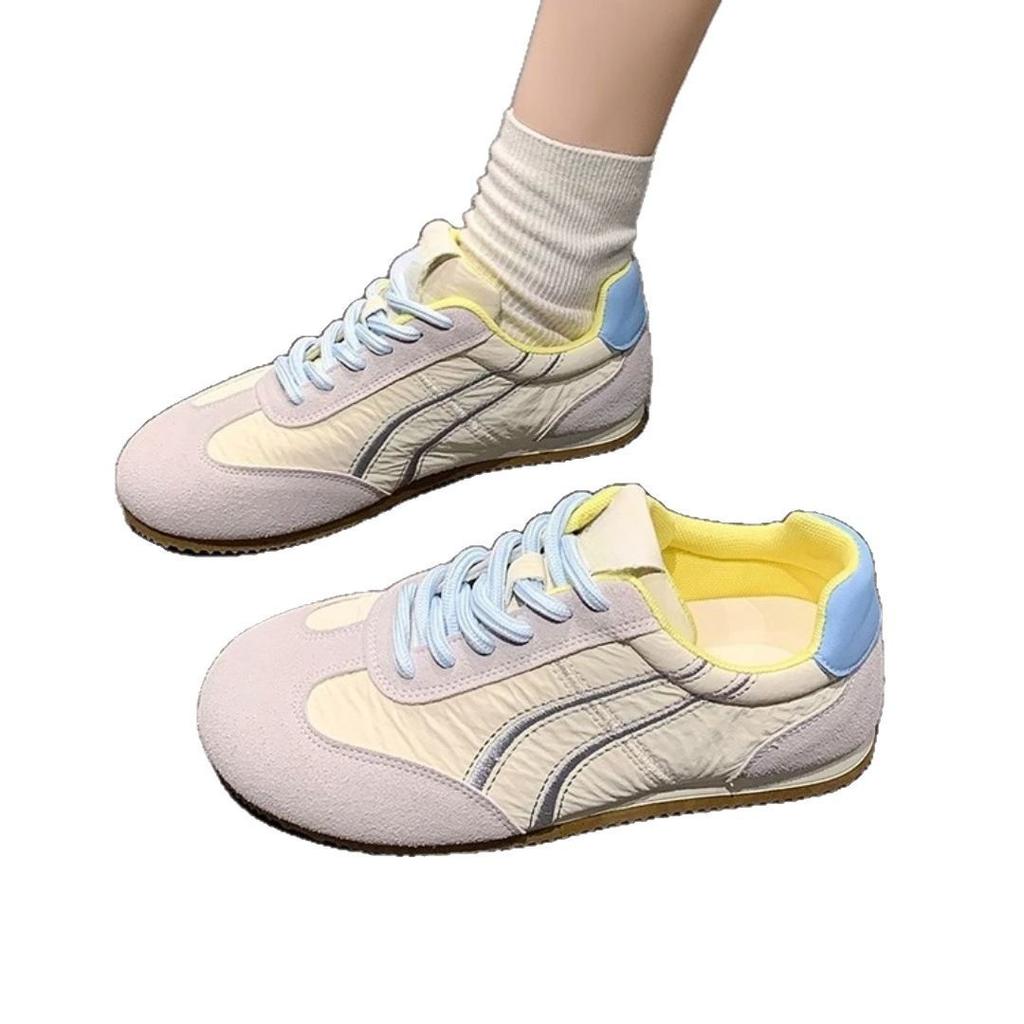 2025 весенние балетки для тренировок женские новые интернет-знаменитости супер популярные плоские повседневные спортивные туфли ретро на шнуровке туфли Форреста Гампа