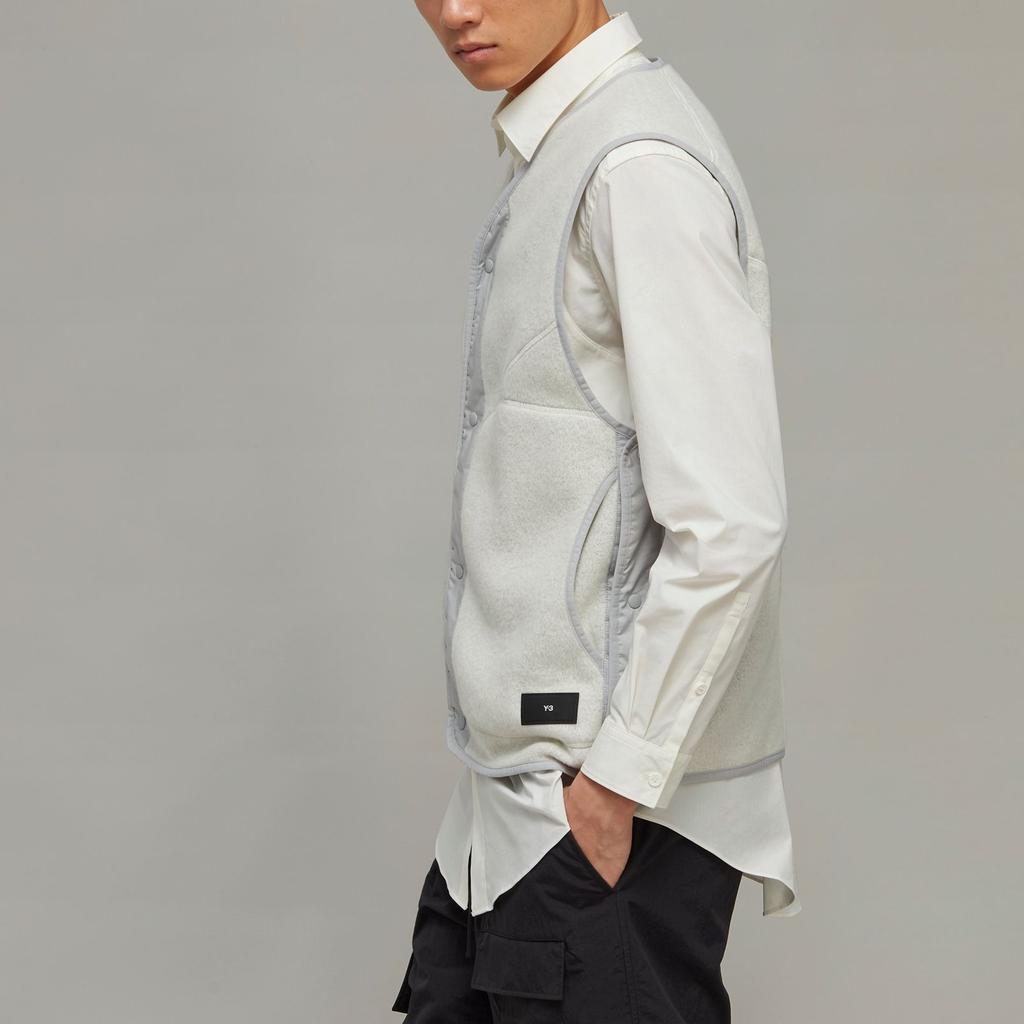 Y-3 Спортивный флисовый жилет унисекс свободного кроя с V-образным вырезом и однобортной застежкой, колор-блок, молочный HZ8820