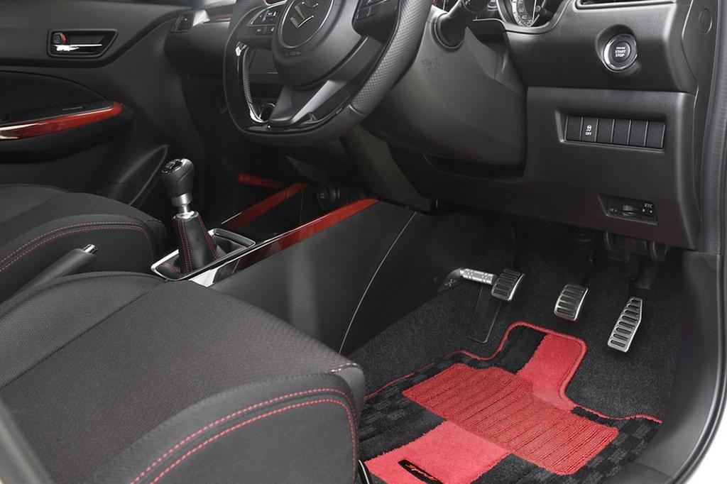 Подножка NEOPLOT NEO NP77270 Регулируемая левая позиция для автомобилей SUZUKI Swift Sport Swift Silver 8 см - МКПП/АКПП - (ZC33S) / (ZC#3S/ZD#3S) - -