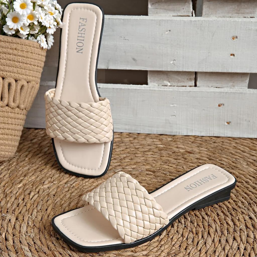Fashion Women's Sandals Summer Luxury Fashion Flat Bottom Slippers Casual Simple Solid Colour One Word Woven Strap Sandy Beach Sandals