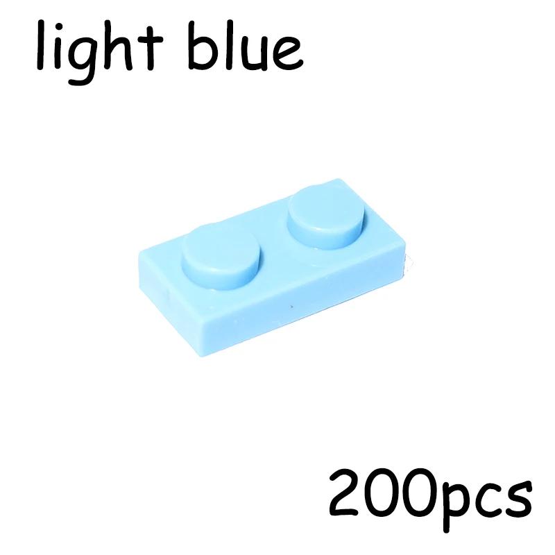 200 шт. Конструктор DIY Фигурки Кирпичики 1*2 Частицы для Сборки MOC 3023 Тонкая Пластина 1x2 Точки Образовательная Креативная Игрушка для Детей