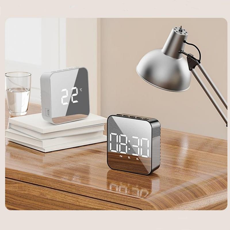 Голосовое управление Цифровой будильник TEMP Дата 2 будильника Ночной режим Повтор 12/24H Функция «антибеспокойство» Электронные светодиодные настольные часы