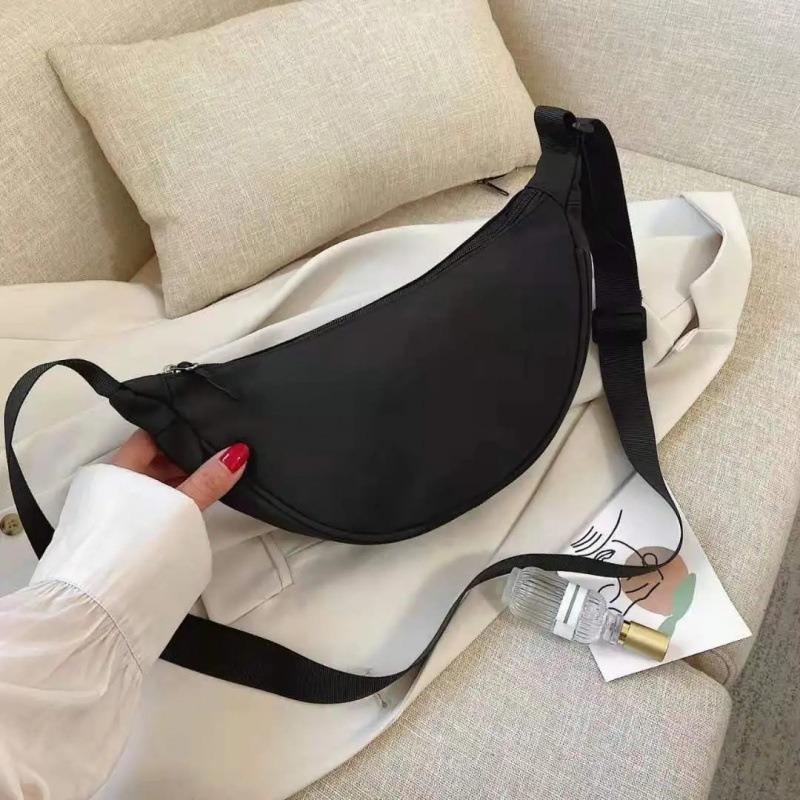 Anti-splashing Nylon Solid Color Crossbody Dumpling Bag New One-shoulder Underarm Light Niche Women's Bag