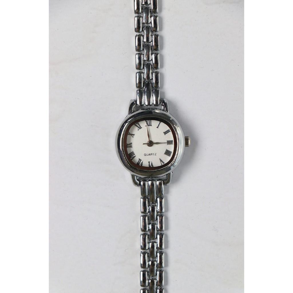 Cecilia Special Vintage Series Thin Strap Women's Wristwatch Silver Color