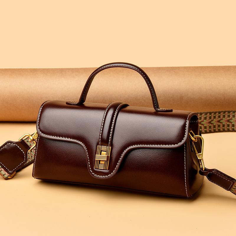 New Leather Crossbody Handbag for Autumn and Winter of 2025