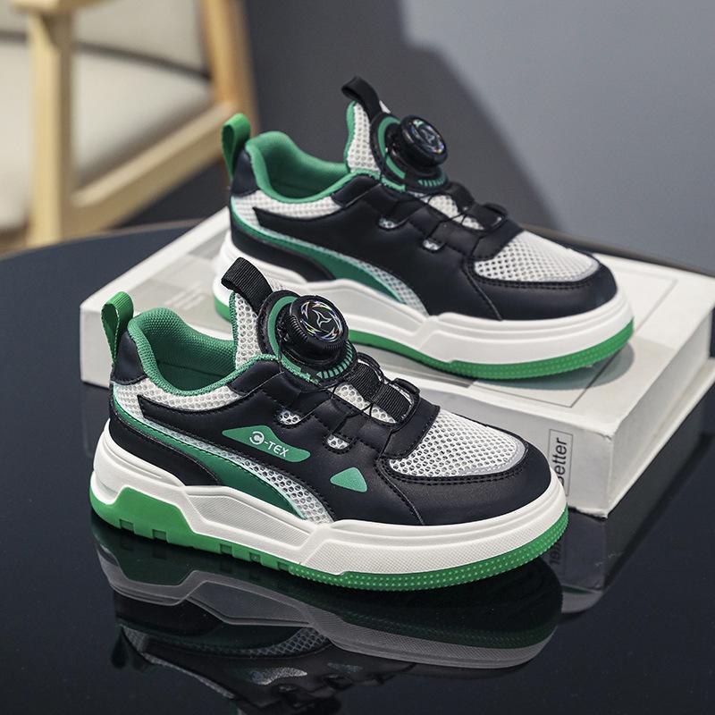 Лето 2024 года, новые мужские и женские туфли-одноклассники с вращающимися пуговицами, тонкие, дышащие и удобные детские туфли для скейтбординга