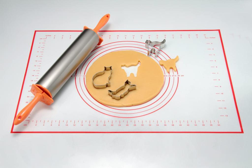 Tiger Crown Cooking Mat with Guide/Cooking Silicone Mat, 62 X 40 Cm, No. 1718, Made In Japan