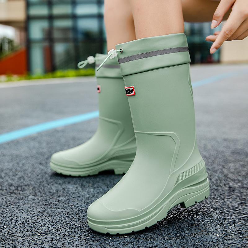Popular Japanese Fashion Tall Rain Shoes Women's New Women's Rain Boots Kitchen Water Shoes Waterproof Glue Shoes