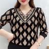 Office Lady Fashion Wave Printed Leaf T-shirt Lace Spliced Embroidery Chic Pearl Three-dimensional Decoration V-Neck Pullovers